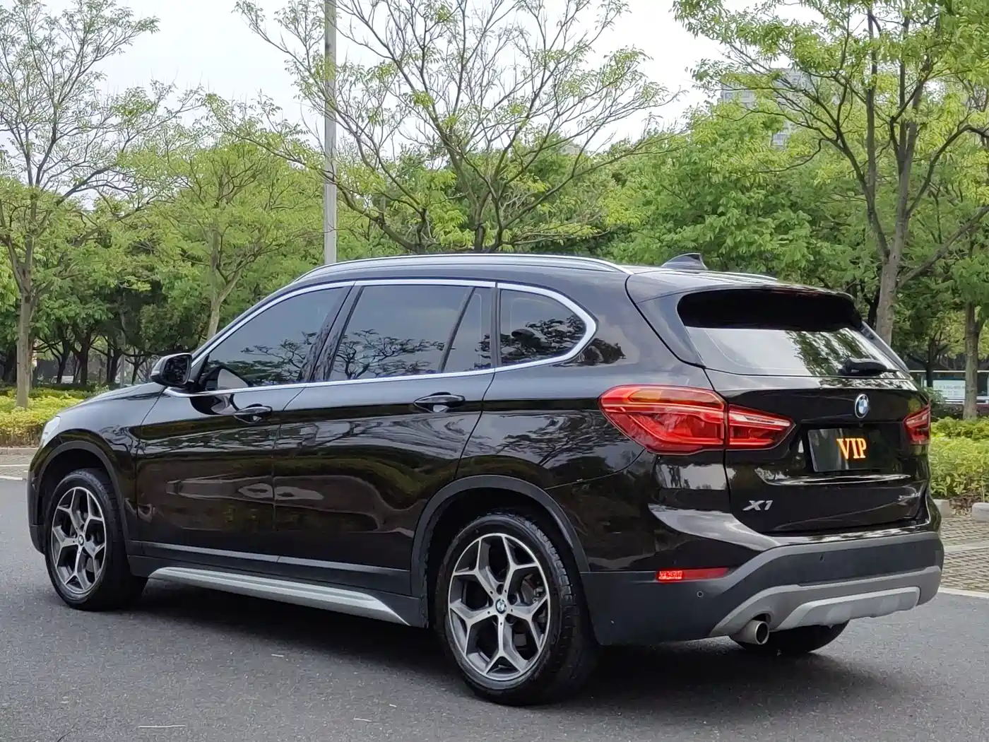 BMW X1 2018 xDrive20Li Premium Model фото 6