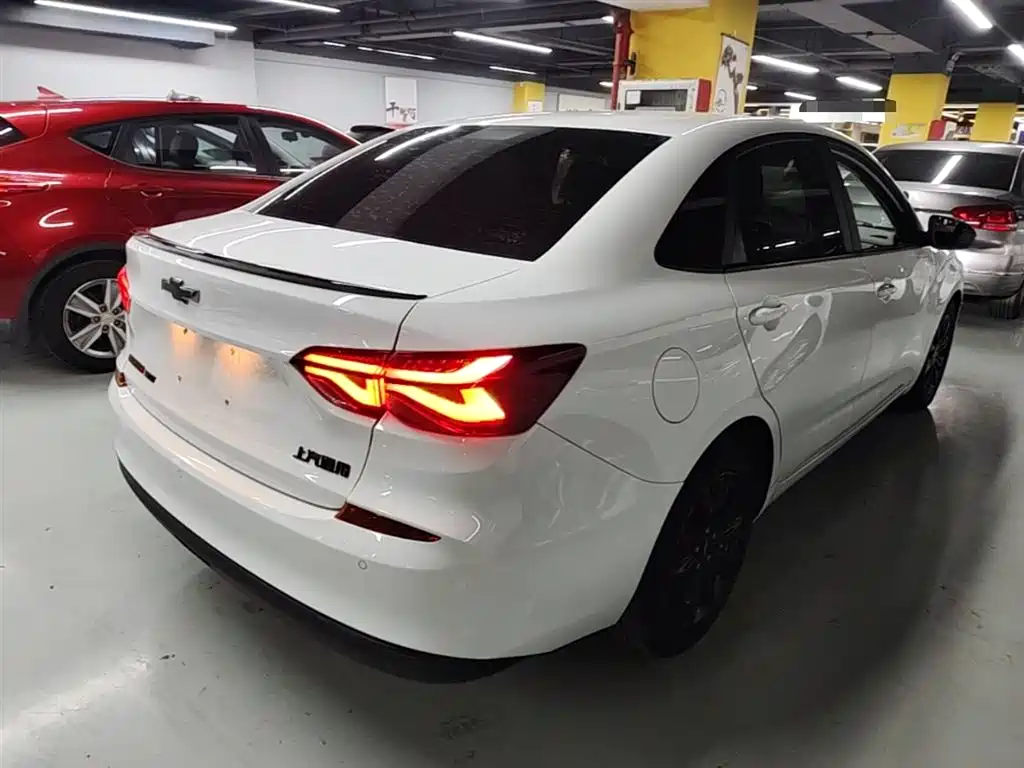 Chevrolet Monza 2020 Mild Hybrid Redline 320T Dual-Clutch Refreshing Edition фото 7