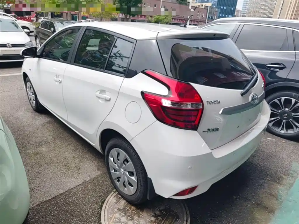 Toyota Vios FS 2017 1.5L CVT Fengchi Edition фото 5