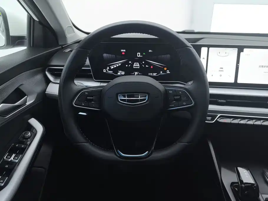 Фото 15 - Geely Binrui