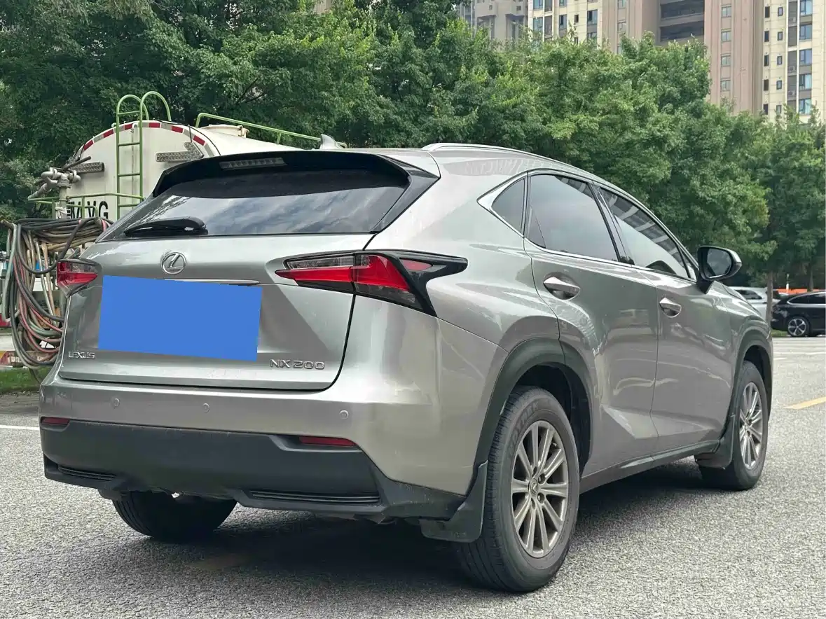 Lexus NX 2016 200 AWD F Sport фото 8