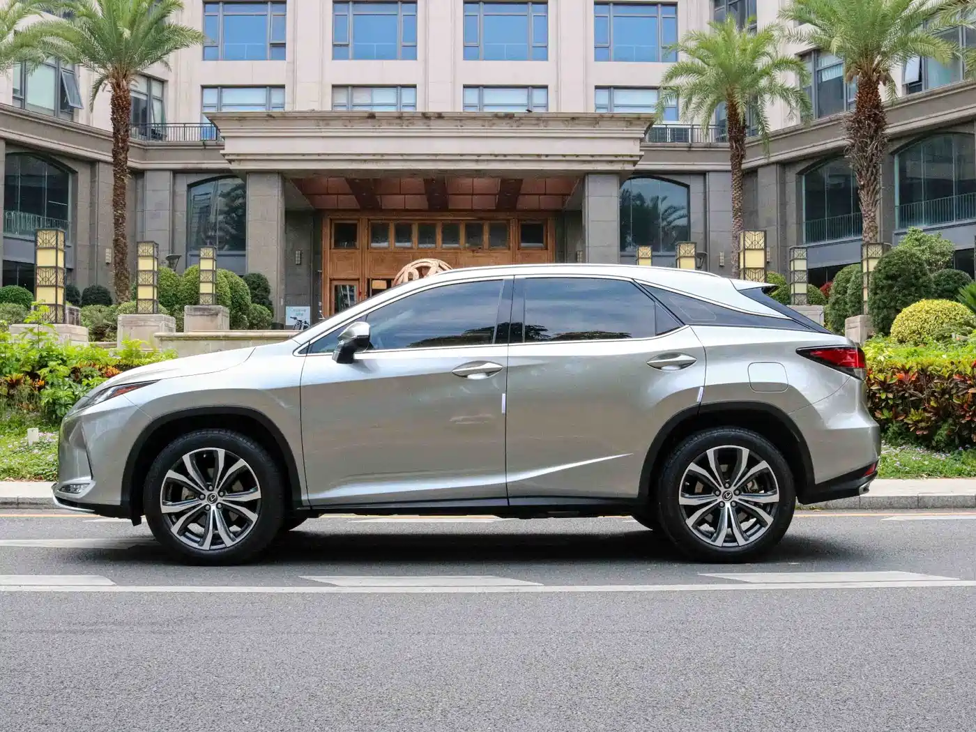 LEXUS RX