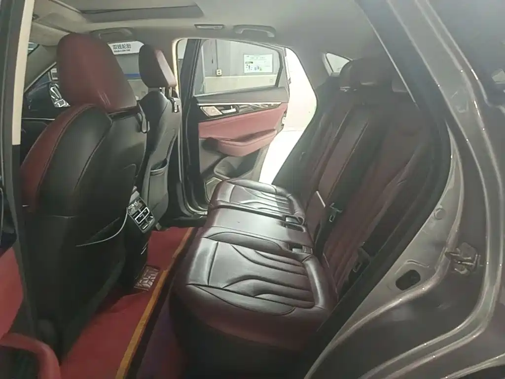 Changan CS85 COUPE 2019 2019 2.0T Auto Smart Edition China V