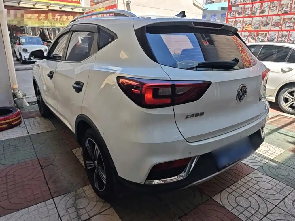 Фото 5 - MG ZS
