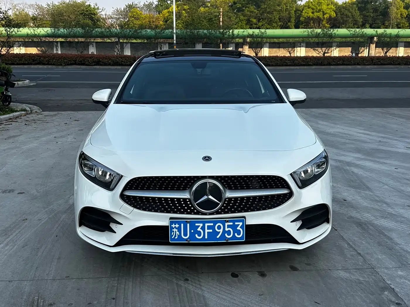 Mercedes-Benz A-Class 2021 A 200 L Sport Sedan Fashion Edition фото 2