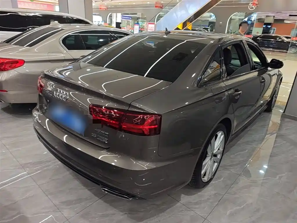 Audi A6L 2018 30th Anniversary 45 TFSI quattro Sport фото 7