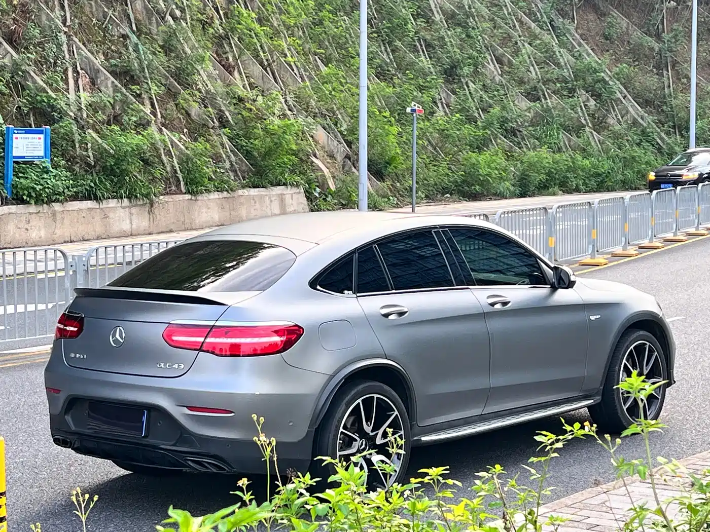 Mercedes-Benz GLC Coupe AMG 2018 2017 AMG GLC 43 4MATIC Coupe SUV Special Edition