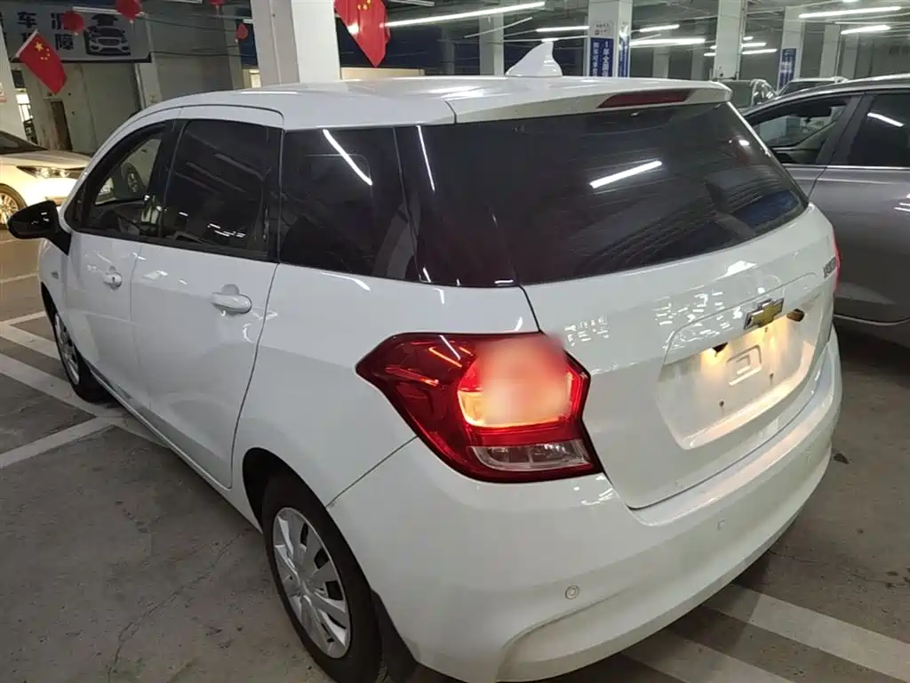 Chevrolet Lova RV 2016 1.5L Automatic Easy-Ride фото 5
