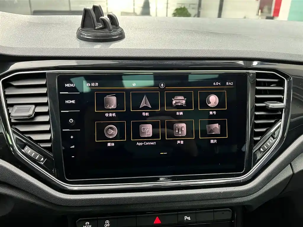 Volkswagen T-ROC 2022 280TSI DSG 2WD Comfort PLUS фото 3