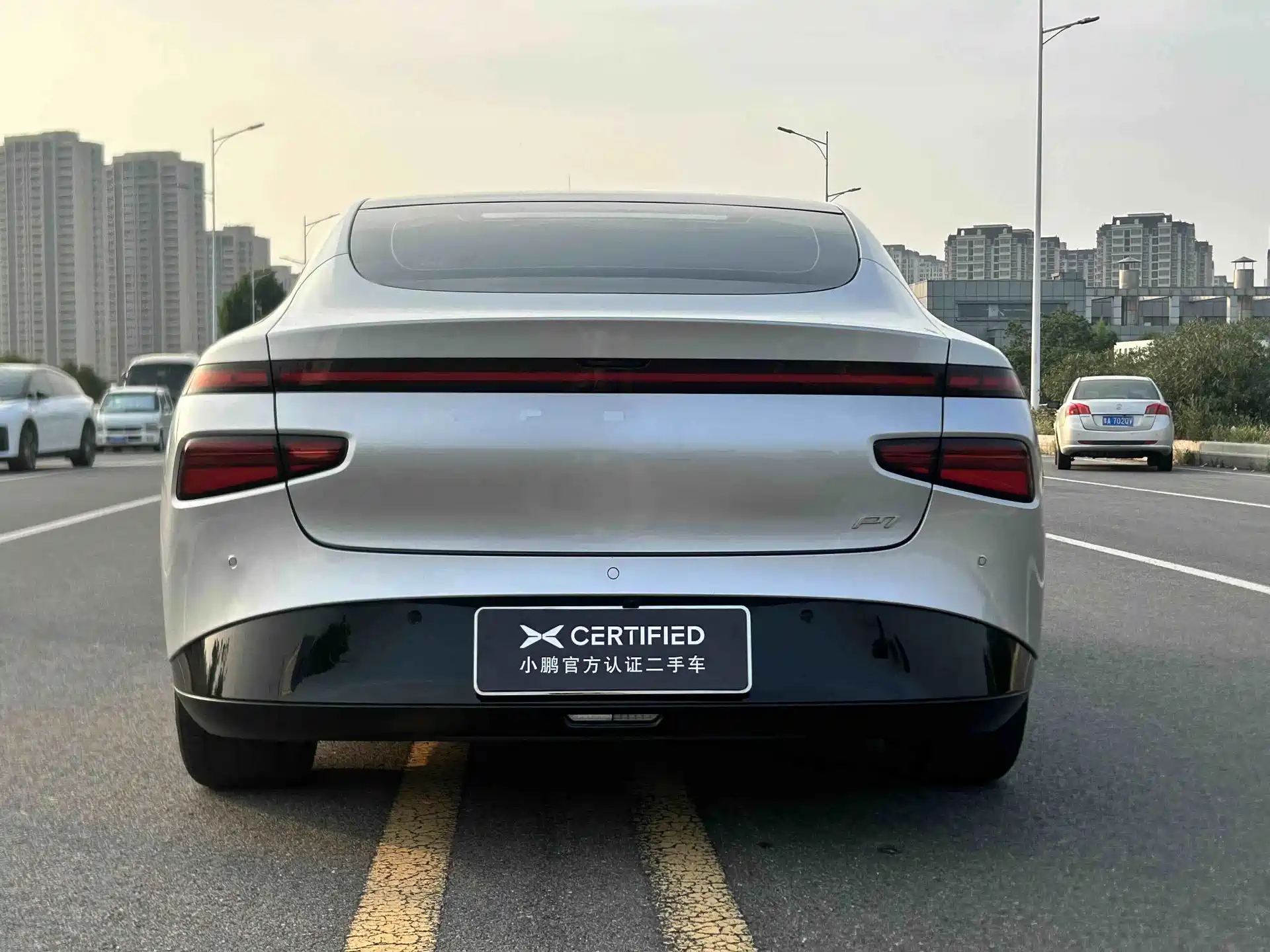 Фото 6 - XPeng P7