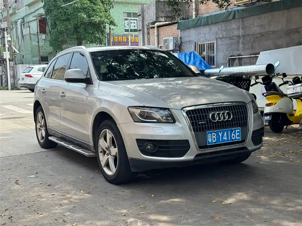 Audi Q5 2011 2.0TFSI Dynamic фото 3