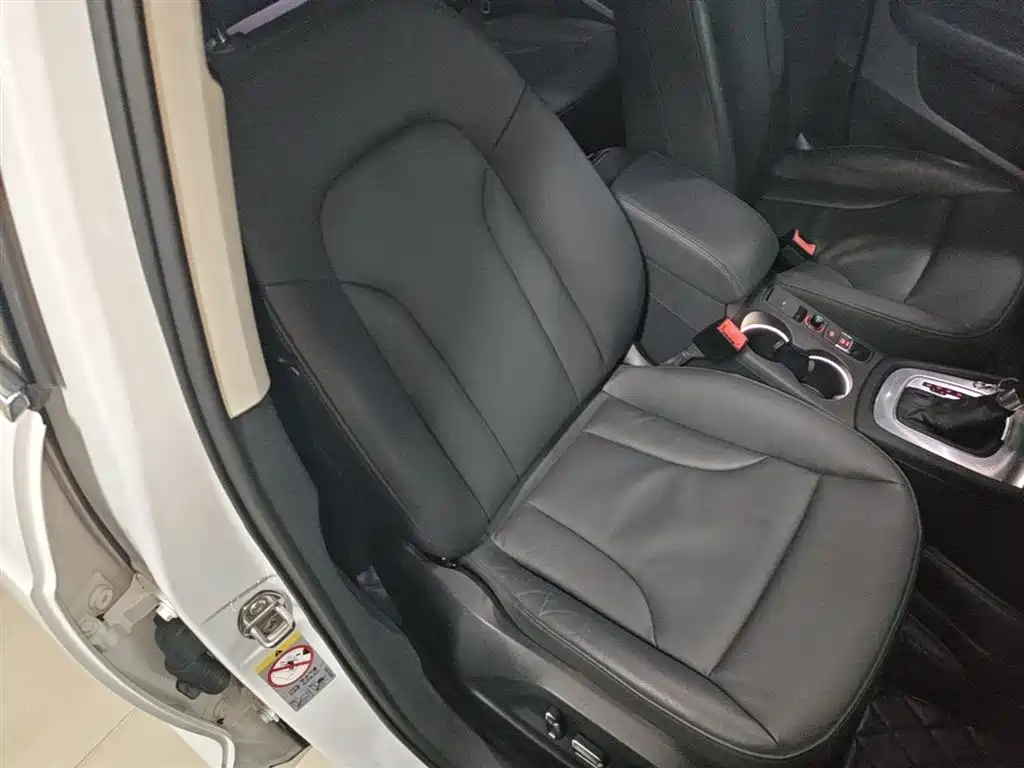 Audi Q3 2017 35 TFSI Style фото 25
