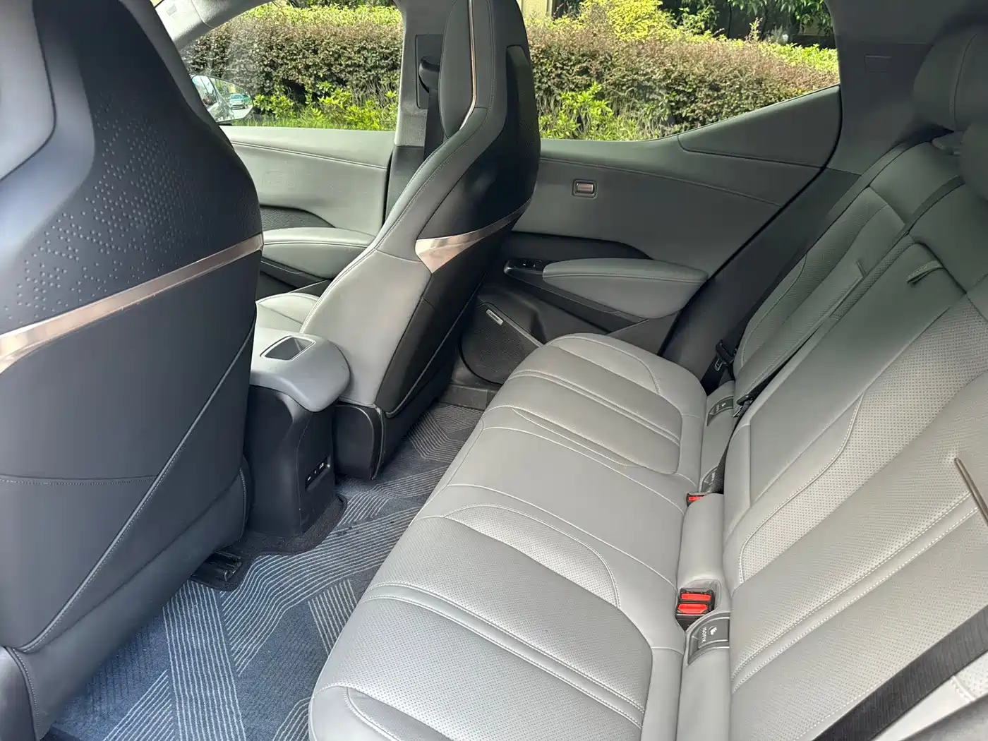 ZEEKR X 2024 2023 AWD YOU Edition 4-Seater