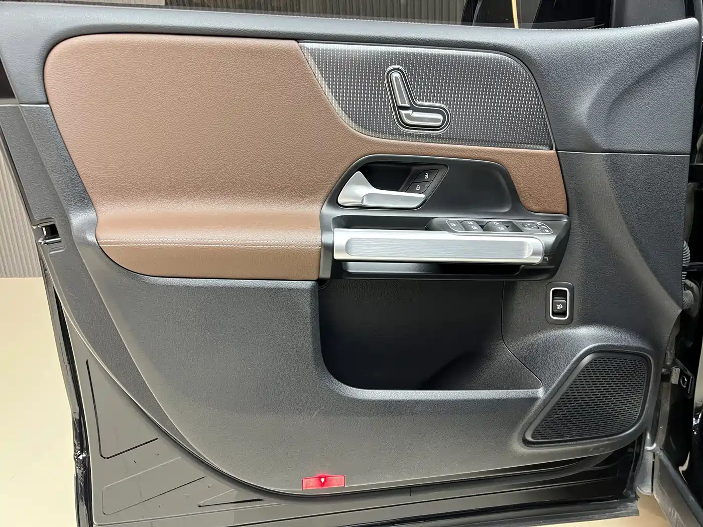 Mercedes-Benz GLB 2022 Facelift GLB 200 Fashion Style фото 5