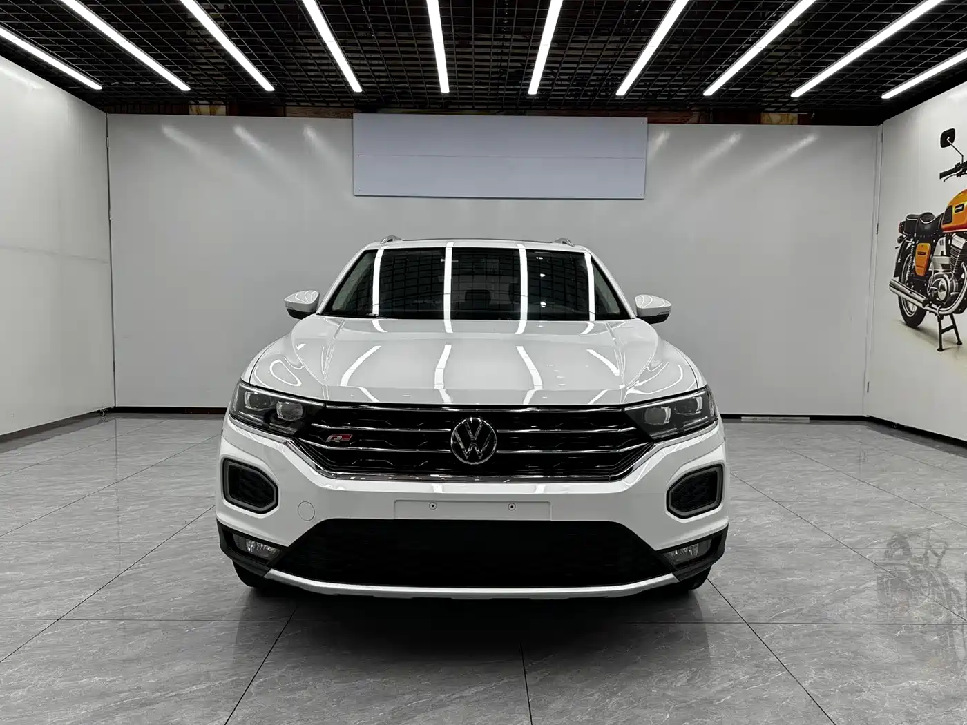 Volkswagen T-Roc, миниатюра 2