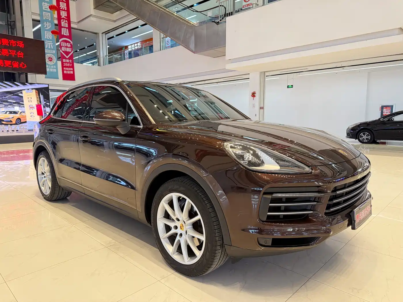 Porsche Cayenne 2019 Cayenne 3.0T фото 2