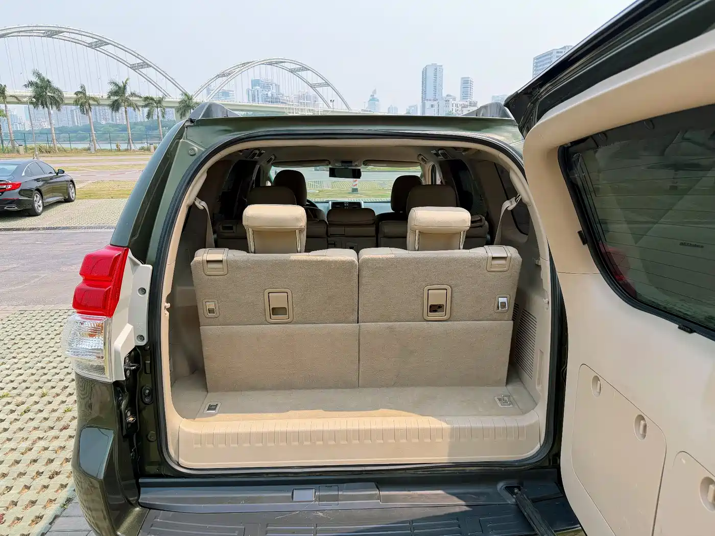 Toyota Prado 2010 4.0L Automatic TX фото 16