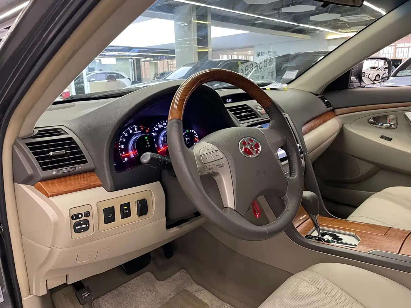 Toyota Camry 2009 Model 240G Luxury Edition фото 15