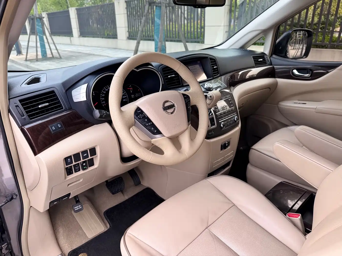 Nissan Quest 2016 2015 3.5L SL