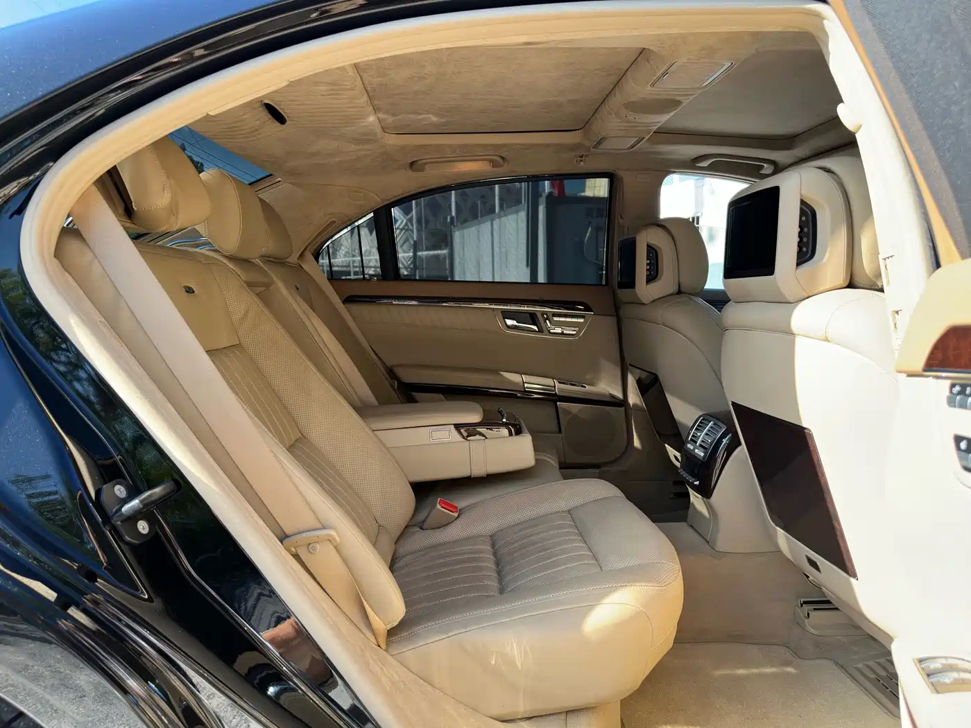 Mercedes-Benz S-Class 2010 2010 S 600 L