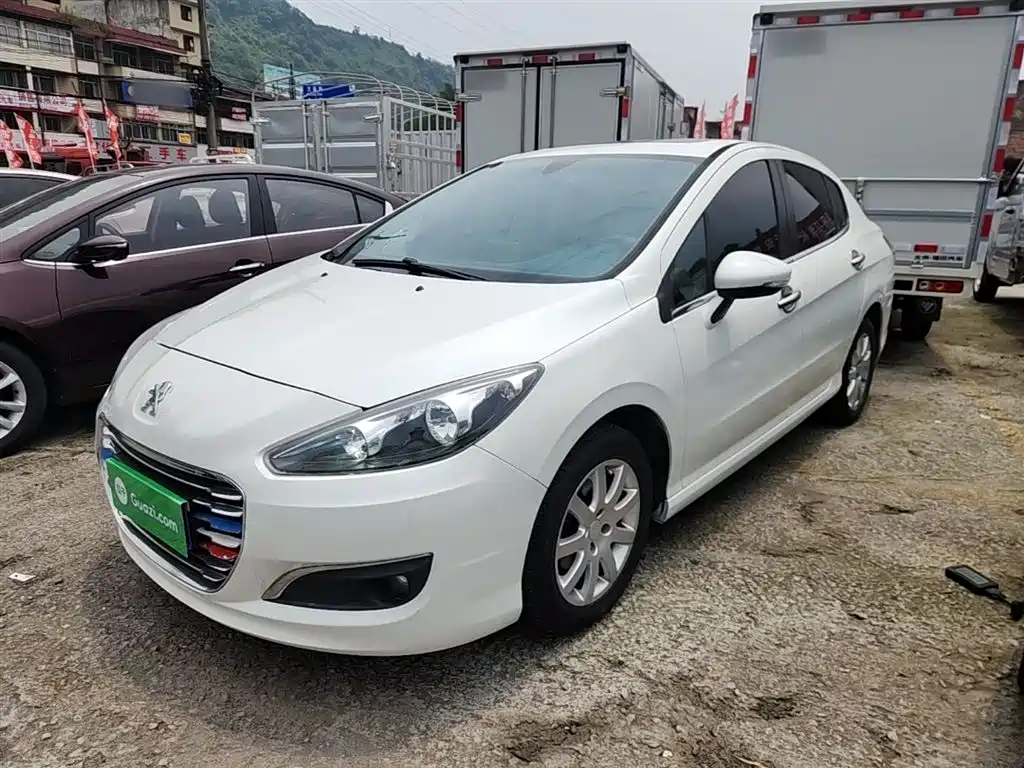 Peugeot 308 2014 Model Joy Edition Classic 1.6L Automatic Trend Style фото 2