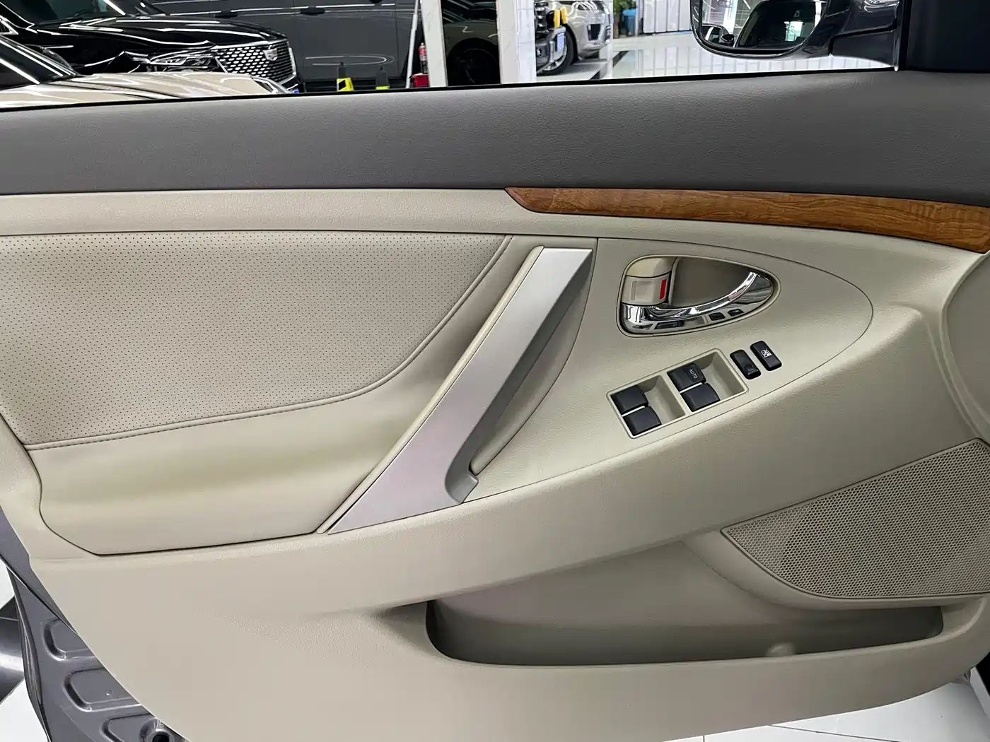 Toyota Camry 2009 Model 240G Luxury Edition фото 29