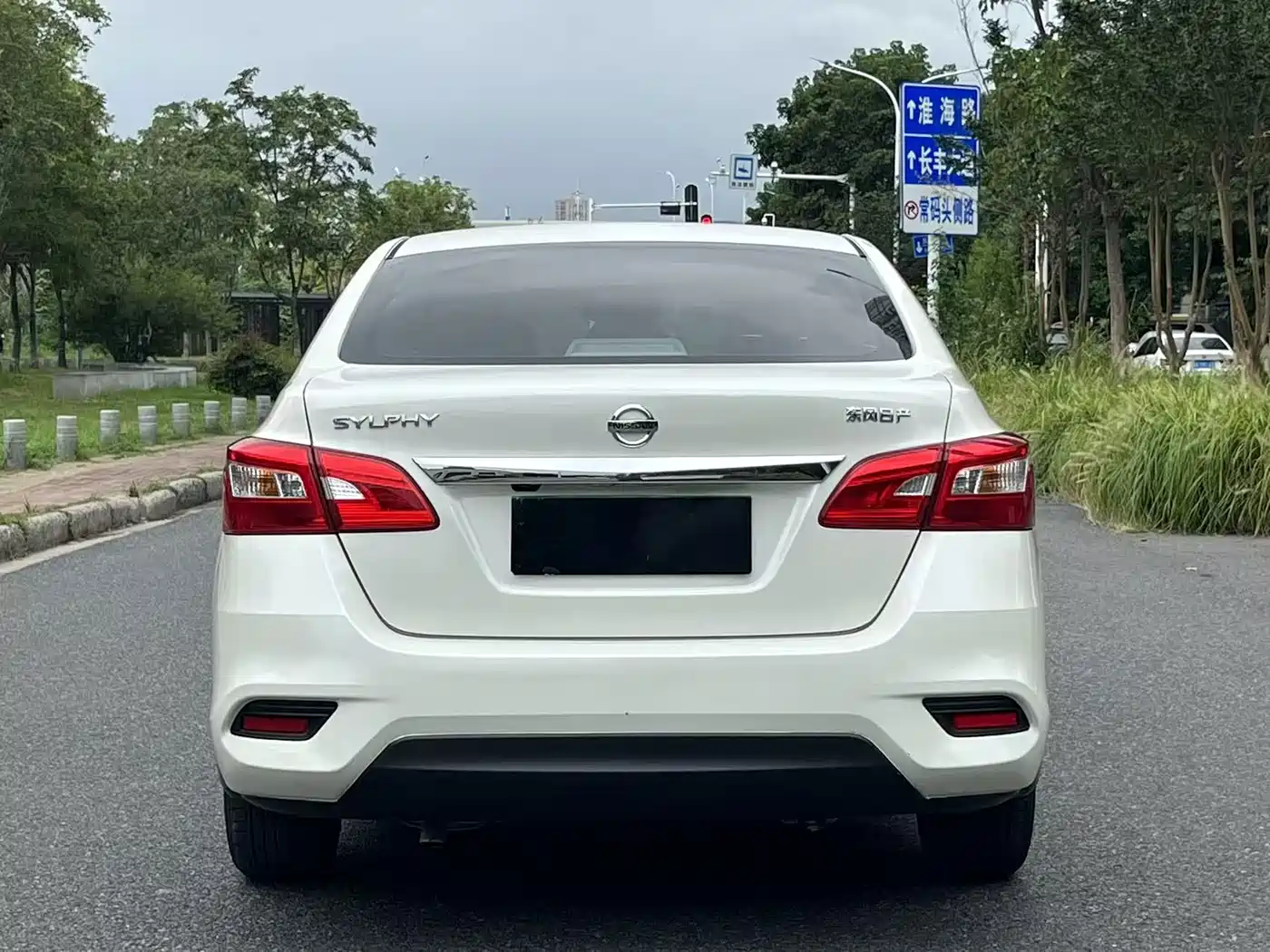 Фото 5 - Nissan Sylphy