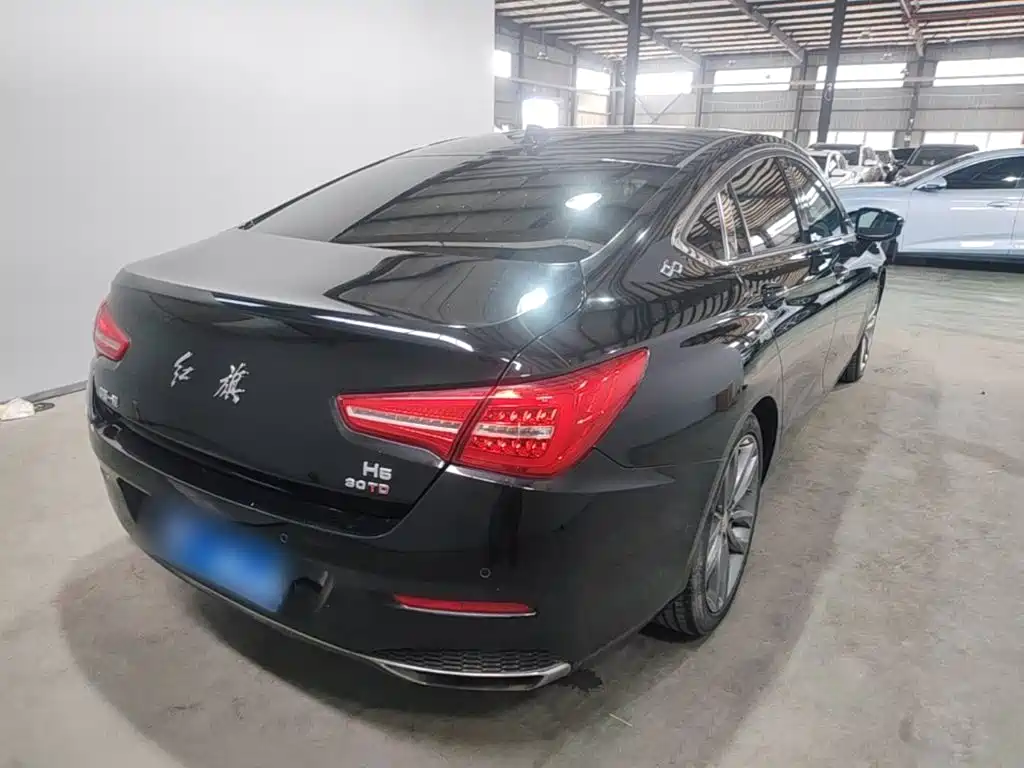 Hongqi H5 2018 2018 30TD Smart Connected Royal Edition