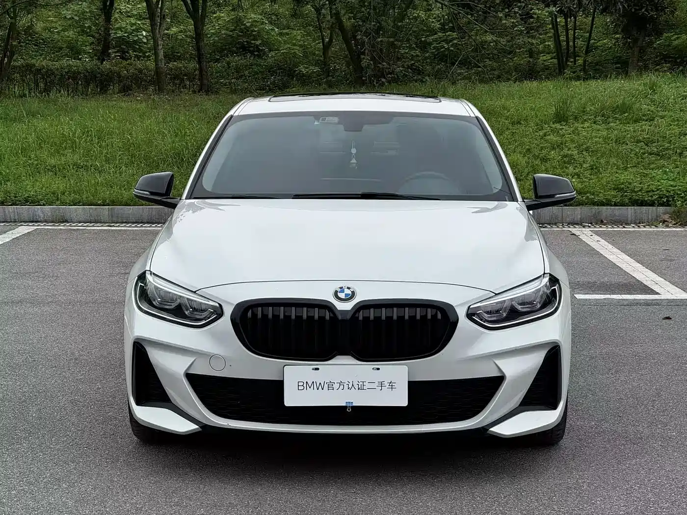 BMW 1-SERIES