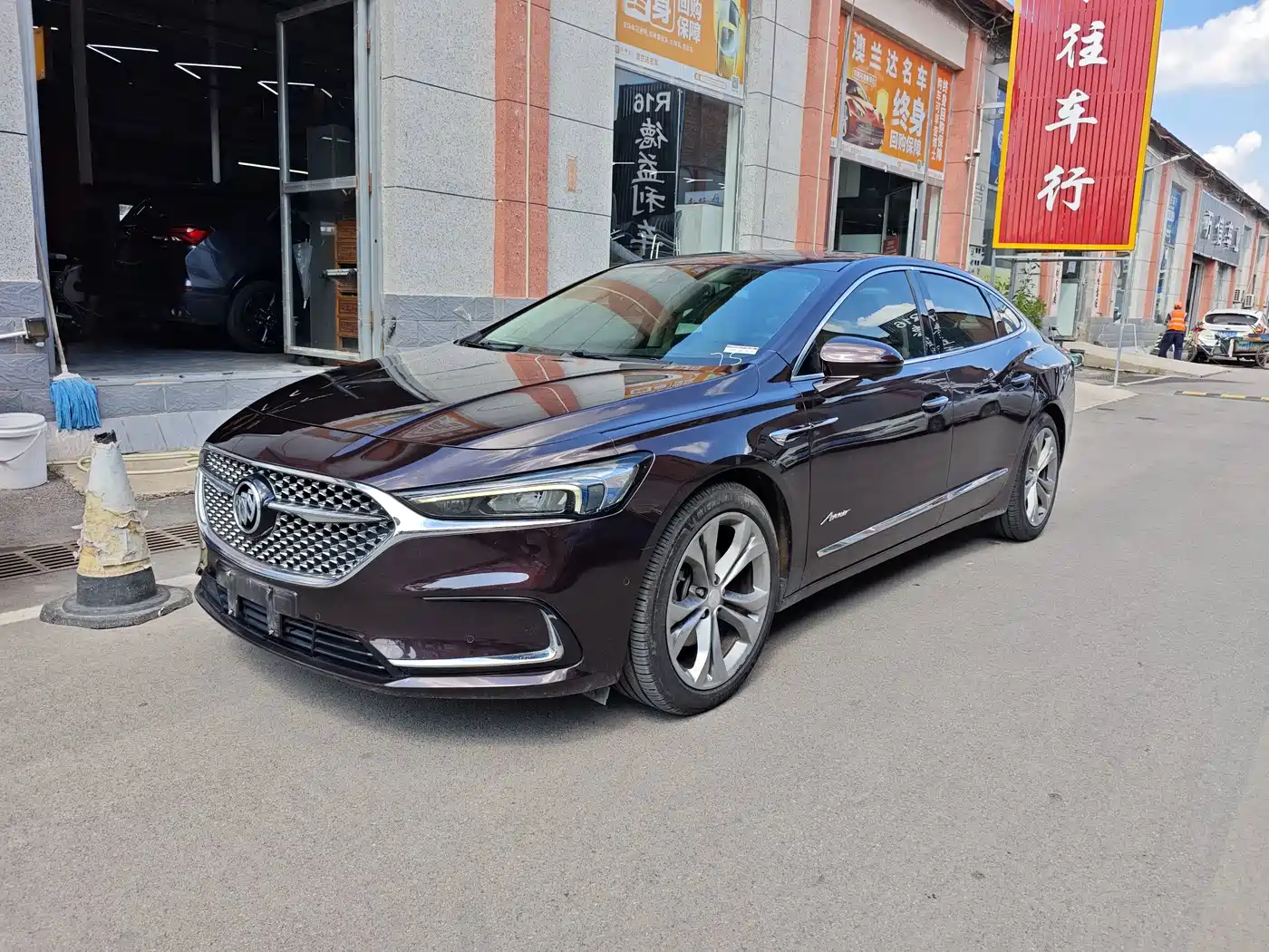 Фото 1 - Buick LaCrosse