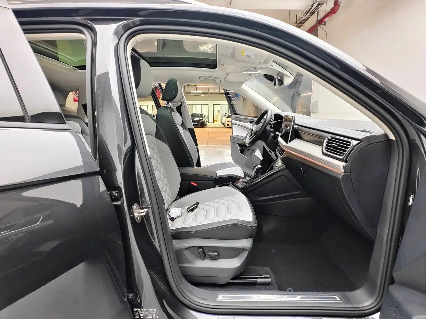 Volkswagen Tayron 2023 280TSI 2WD Luxury Plus Advanced Edition фото 10