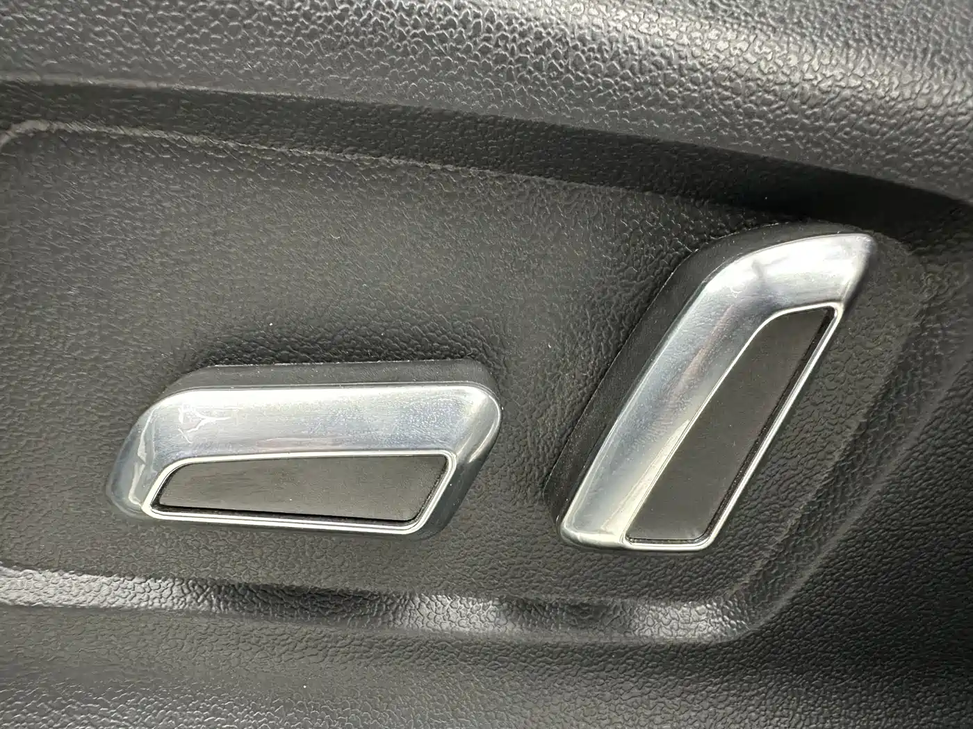 Kia Seltos 2023 1.5L CVT Luxury Edition фото 12