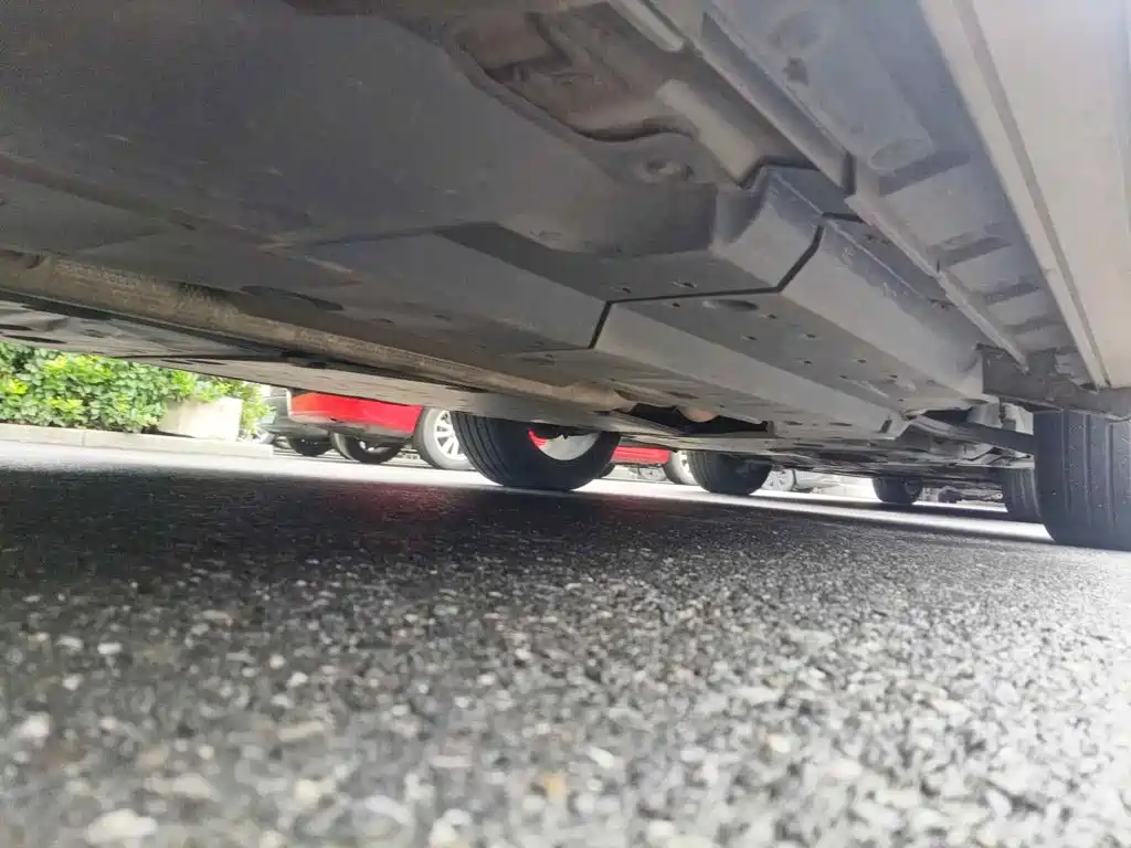 صورة 4 - Toyota RAV4 Rongfang