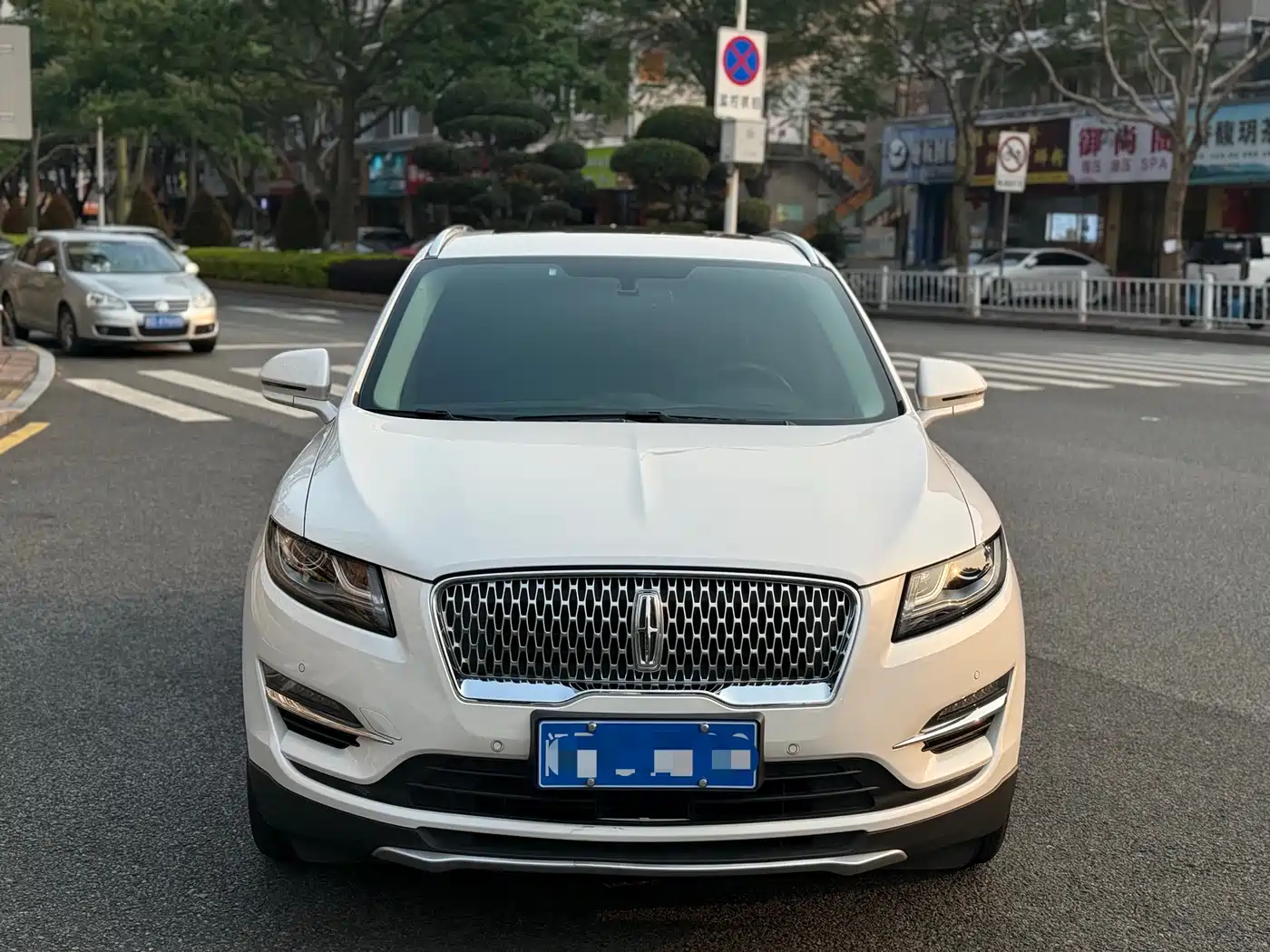 Lincoln MKC 2019 2019 2.0T 4WD Premium Elegance Edition China VI