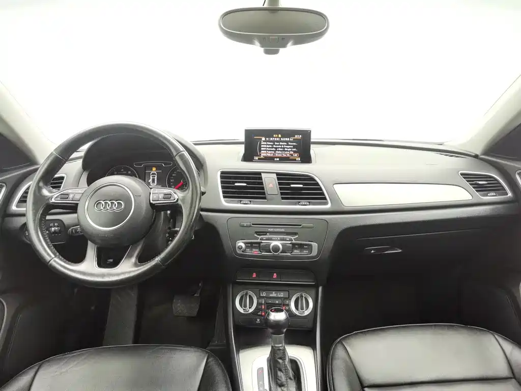 Фото 5 - Audi Q3