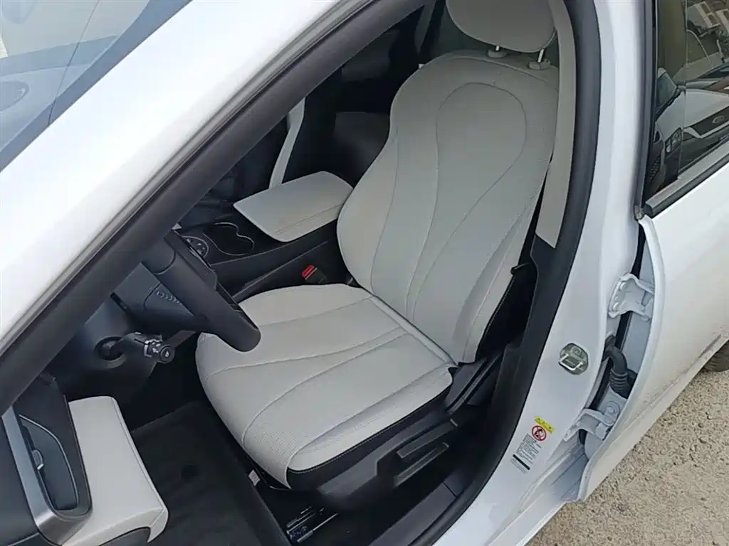 BYD Hai Bao 05 DM-i 2025 DM-i Smart Drive Edition 55KM Luxury фото 15