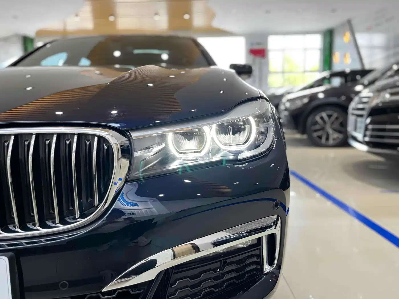 BMW 7 Series 2018 730Li Leading Type M Sport Package фото 7