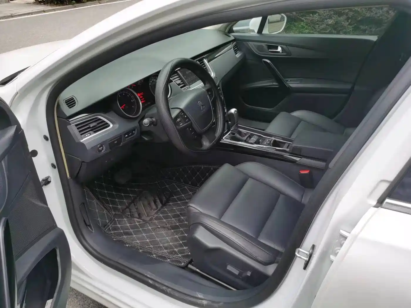 Фото 13 - Peugeot 508