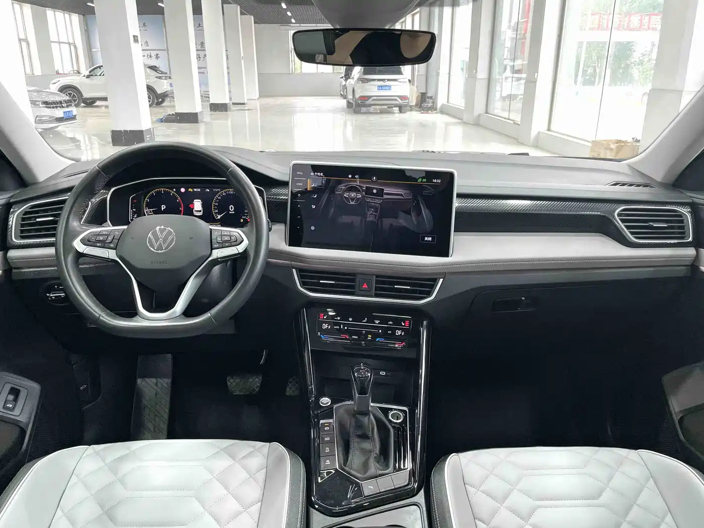 Volkswagen Tayron 2023 280TSI 2WD Luxury Plus Advanced Edition фото 9