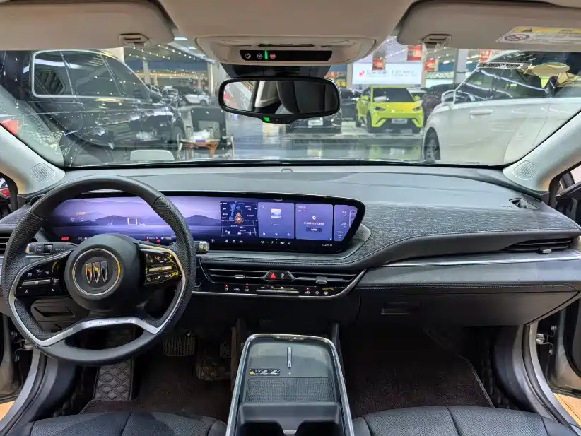 Buick LaCrosse 2025 2025 Model 28T Platinum Edition