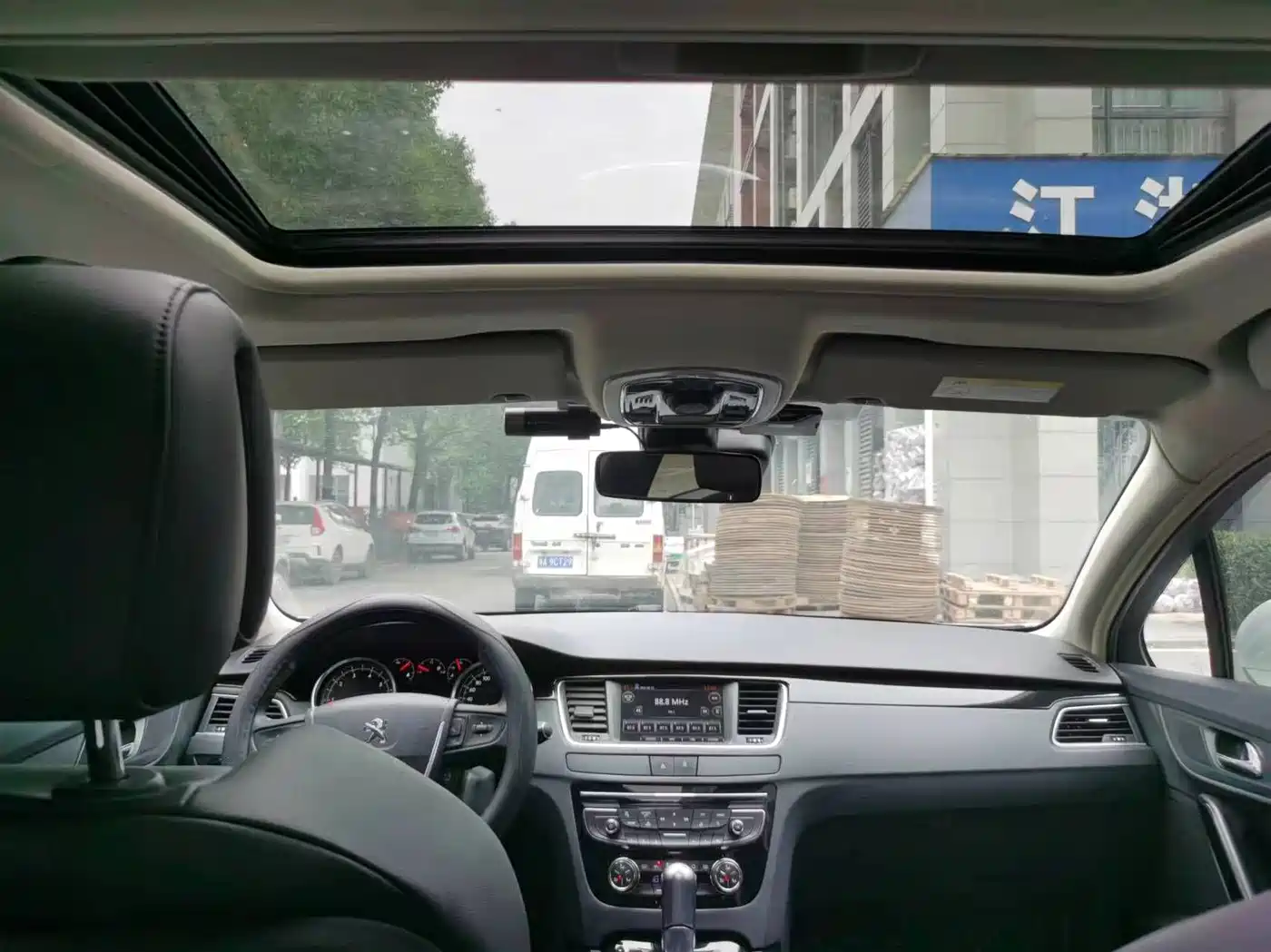 Фото 9 - Peugeot 508