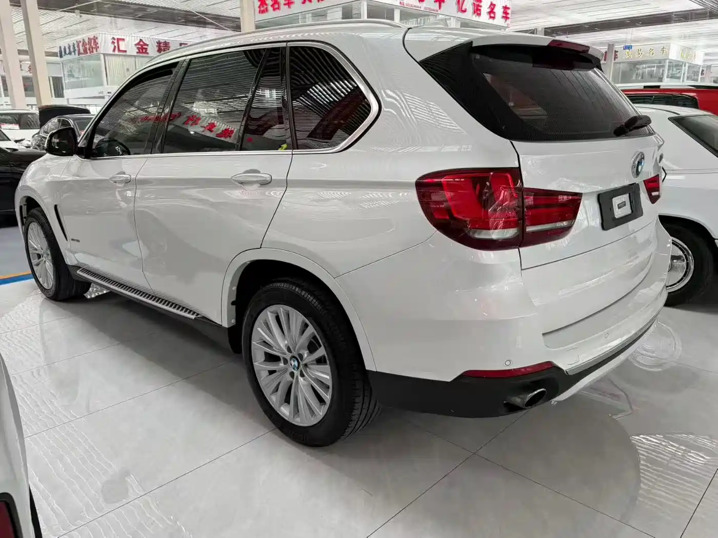 BMW X5 (Import) 2017 xDrive28i фото 5