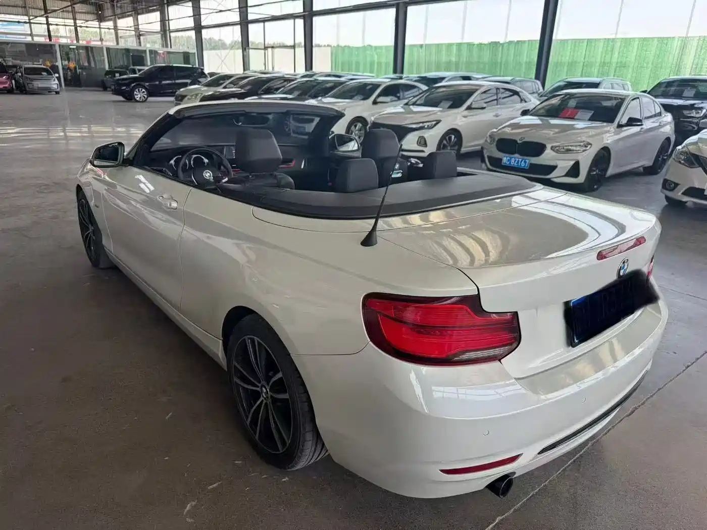 BMW 2 Series (Import) 2018 220i Convertible Coupe Sport Design Package фото 5