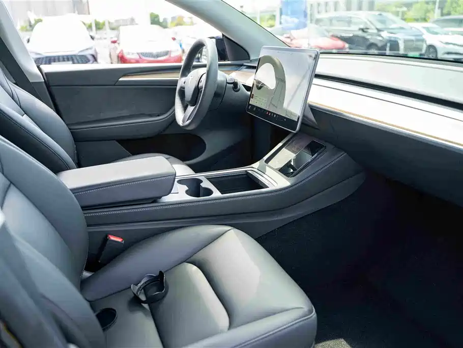 Tesla Model Y 2021 2021 Model Long Range AWD