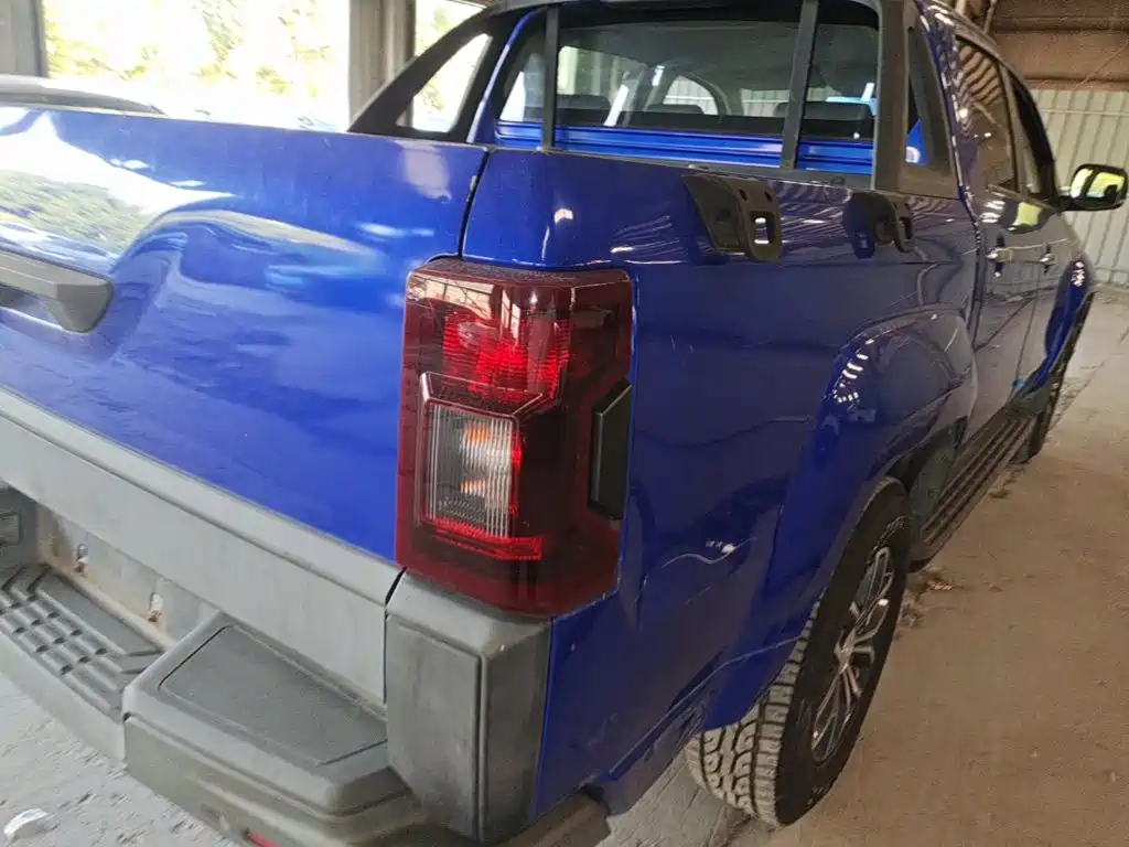 Jiangling Yuhu 7 2021 2020 Model 2.0T Diesel Automatic 2WD Comfort Short Wheelbase China VI JX4D20A6L