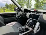 Photo 12 - Land Rover Range Rover