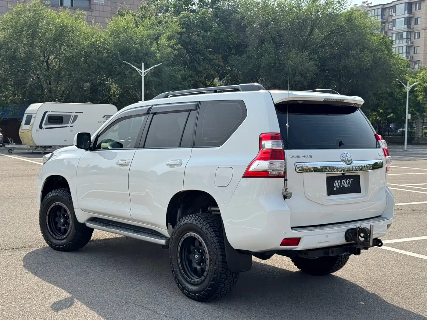 Toyota Prado 2014 4.0L Automatic TX-L фото 6