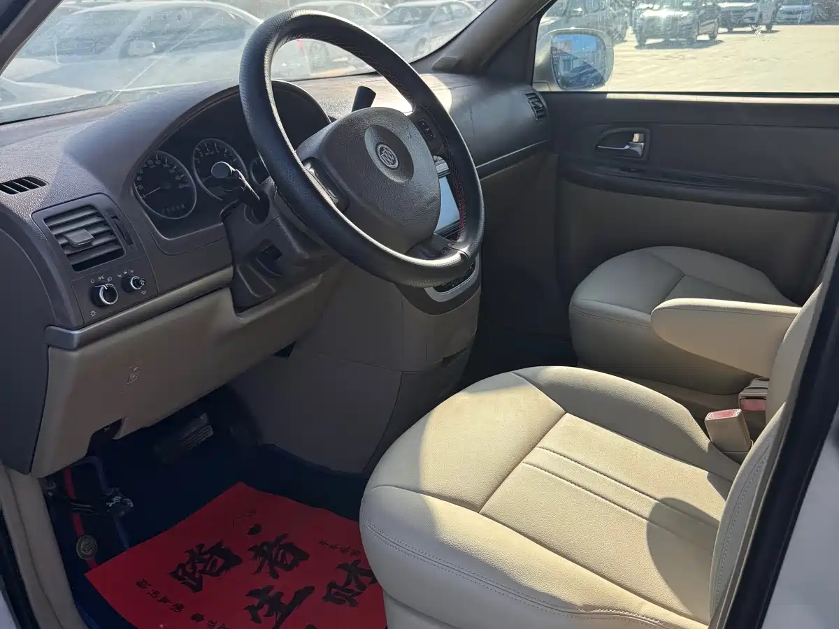 Buick GL8 2014 2.4L Classic Edition фото 4