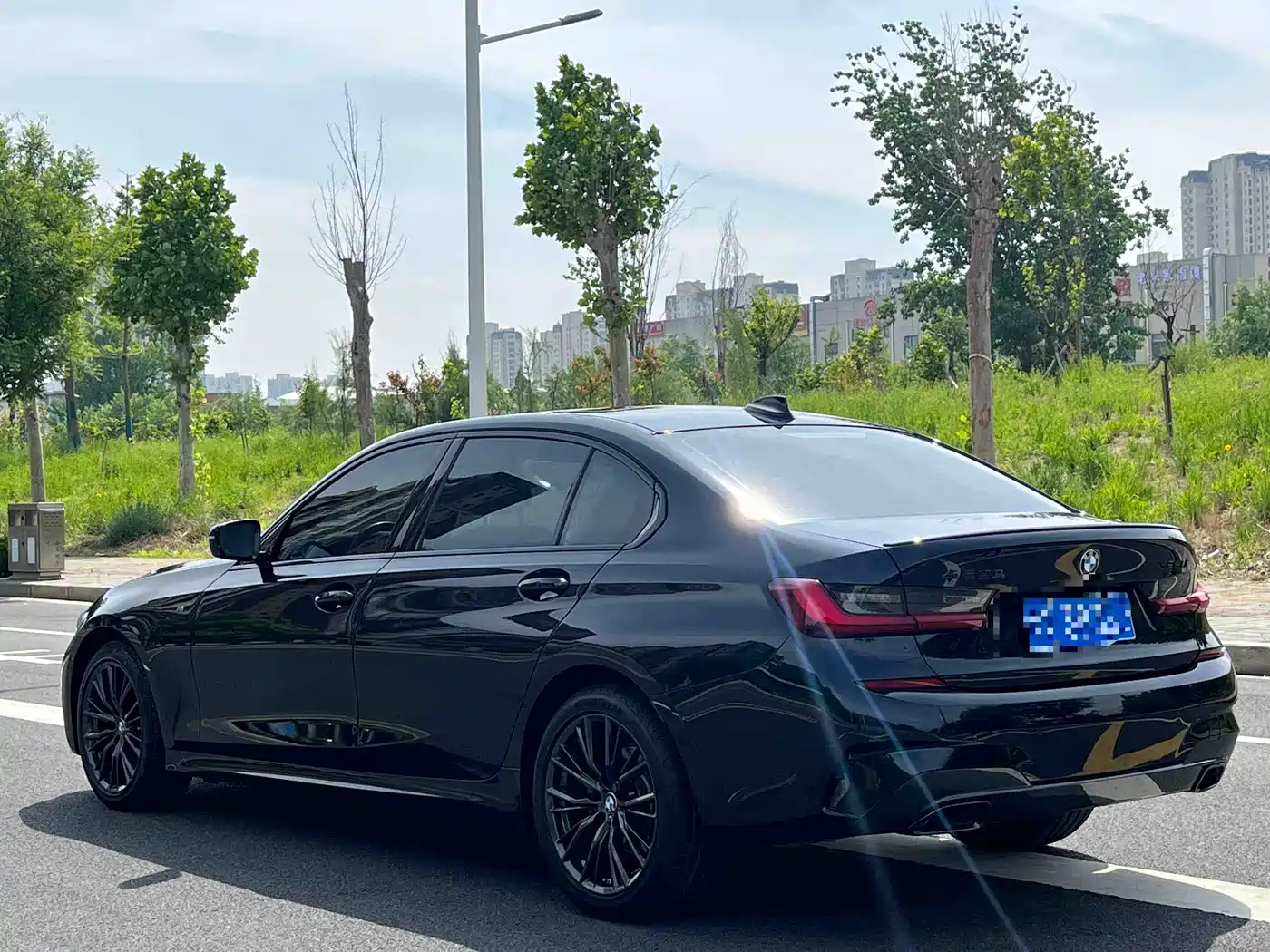 BMW 3 Series 2022 325Li M Sport Shadow Edition фото 20