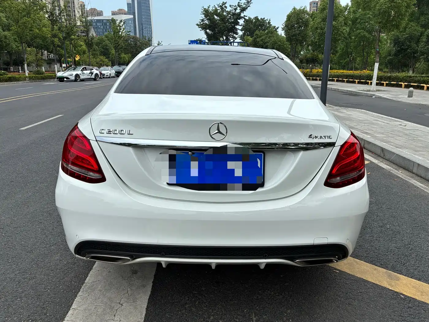 Mercedes-Benz C-Class 2016 C 200 L 4MATIC Sport фото 4